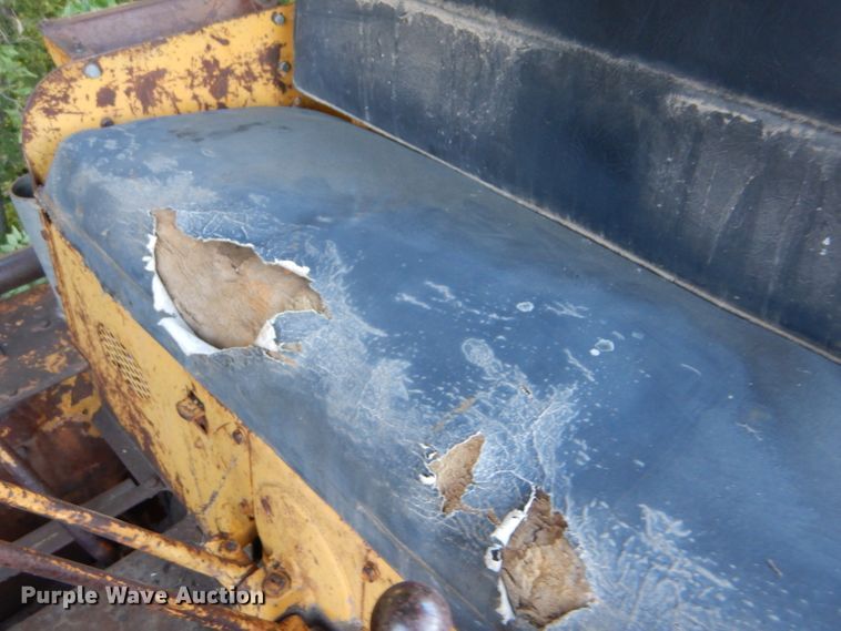 image for item GH9603 1955 International TD24 dozer