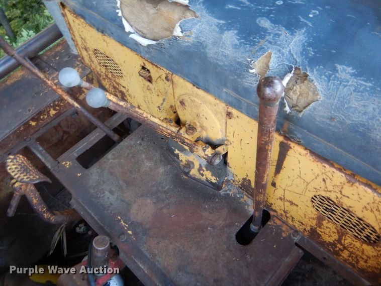 image for item GH9603 1955 International TD24 dozer