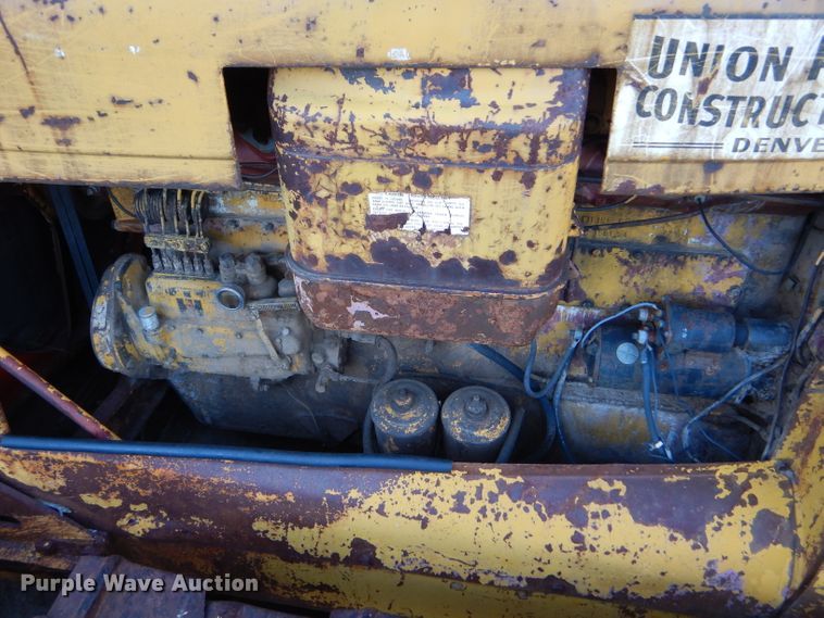 image for item GH9603 1955 International TD24 dozer