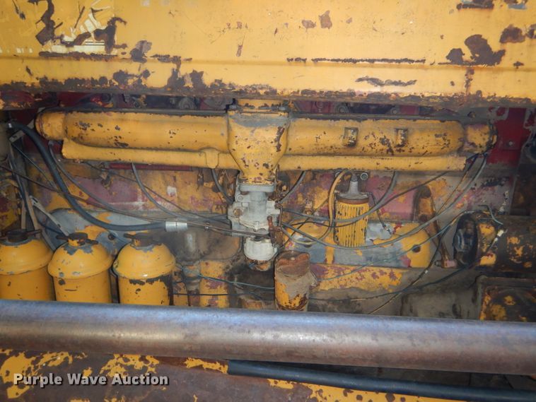 image for item GH9603 1955 International TD24 dozer