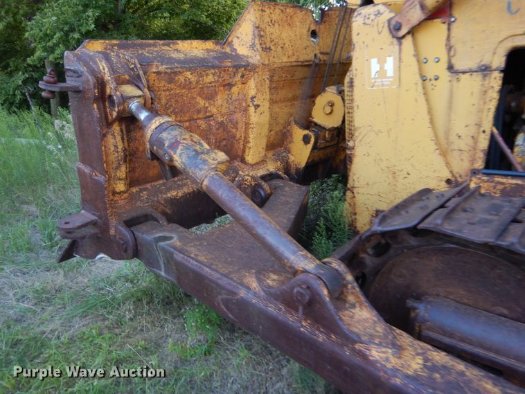 image for item GH9603 1955 International TD24 dozer