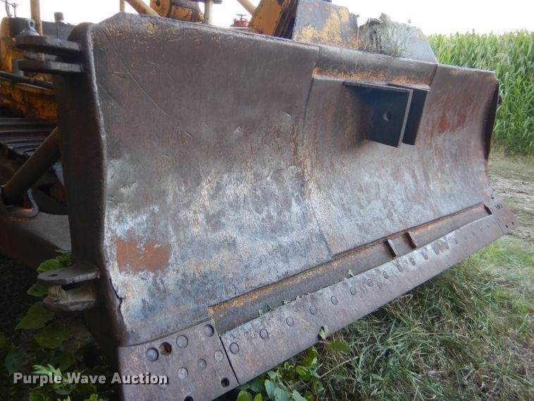 image for item GH9603 1955 International TD24 dozer