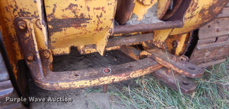 image for item GH9603 1955 International TD24 dozer