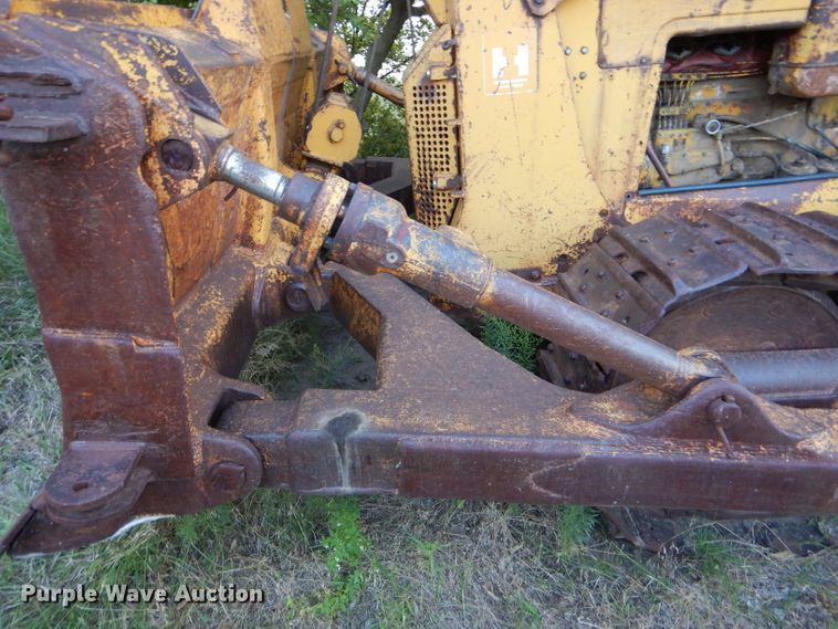 image for item GH9603 1955 International TD24 dozer