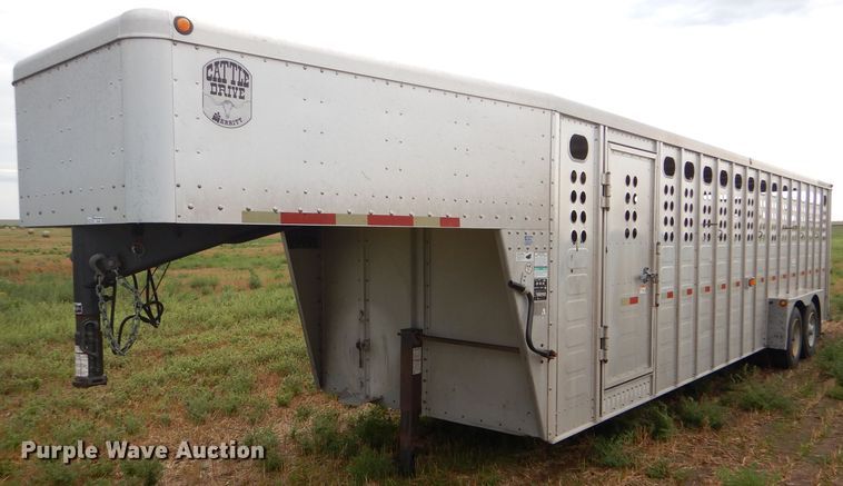 image for item GH9608 2007 Merritt Cattle Drive livestock trailer