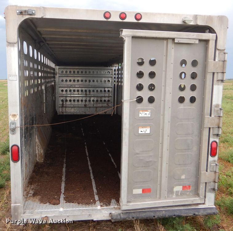 image for item GH9608 2007 Merritt Cattle Drive livestock trailer