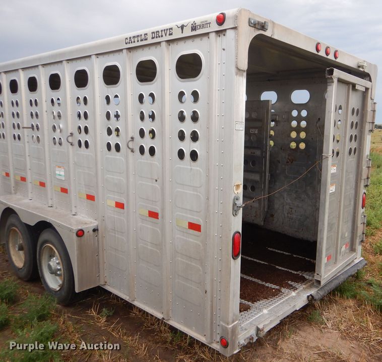 image for item GH9608 2007 Merritt Cattle Drive livestock trailer