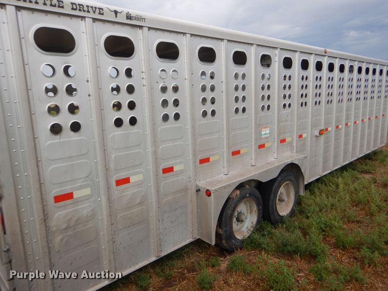 image for item GH9608 2007 Merritt Cattle Drive livestock trailer