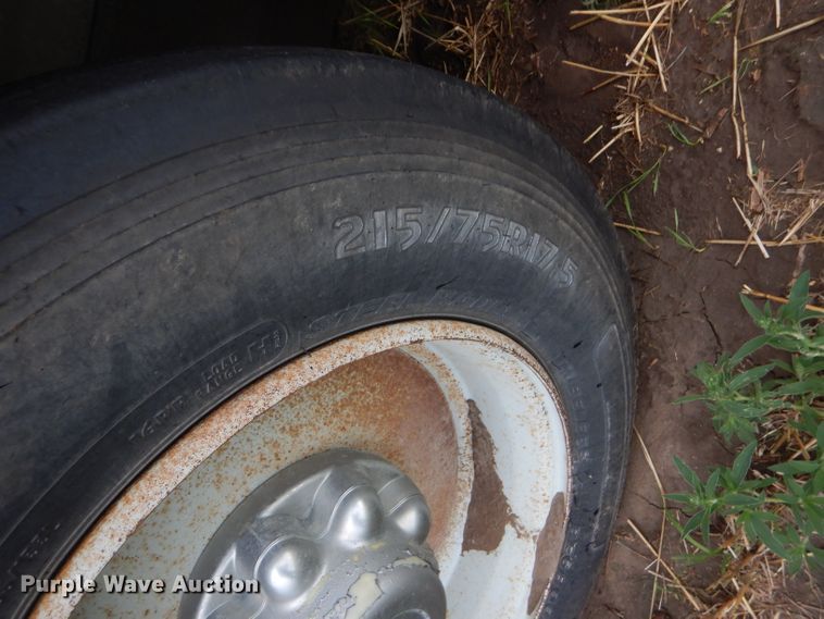 image for item GH9608 2007 Merritt Cattle Drive livestock trailer