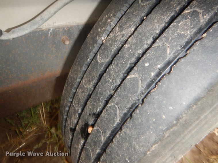 image for item GH9608 2007 Merritt Cattle Drive livestock trailer