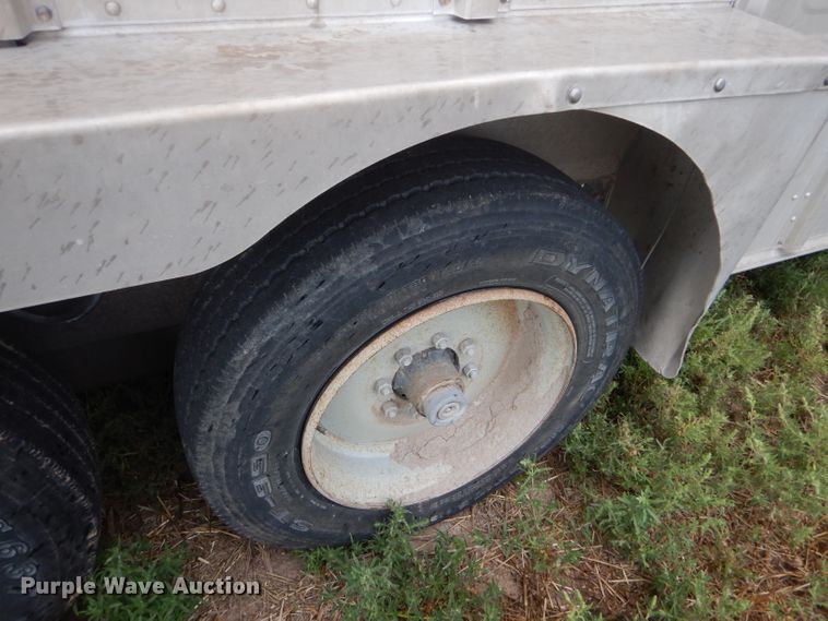 image for item GH9608 2007 Merritt Cattle Drive livestock trailer
