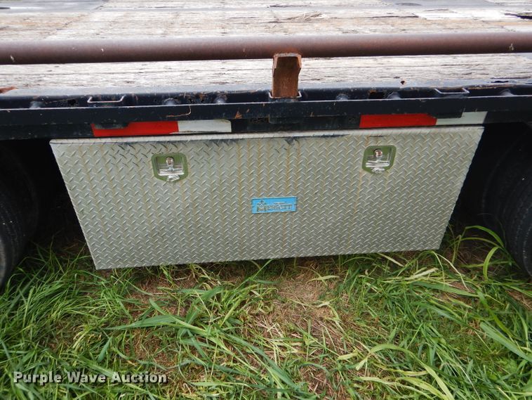 image for item GH9628 1997 Talbot drop deck trailer