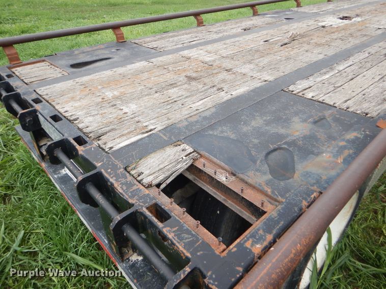 image for item GH9628 1997 Talbot drop deck trailer