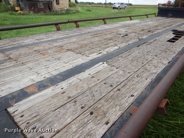 image for item GH9628 1997 Talbot drop deck trailer