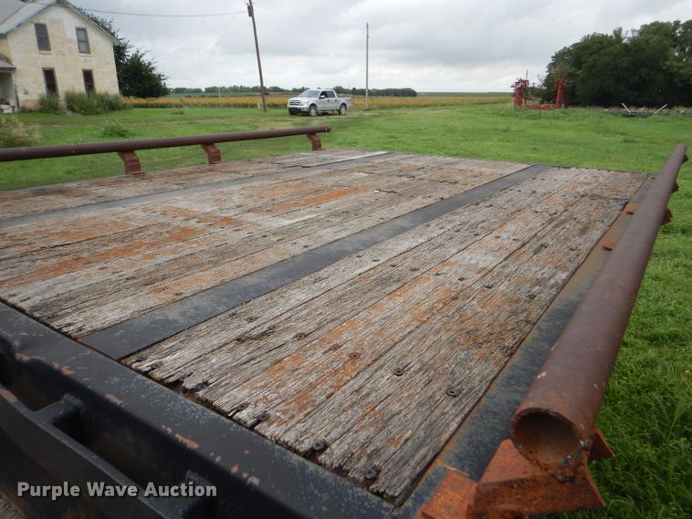 image for item GH9628 1997 Talbot drop deck trailer