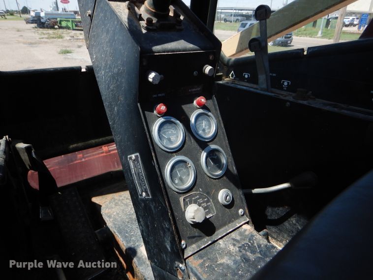 image for item GH9675 1980 Versatile 150 Series II 4WD bi-directional tractor