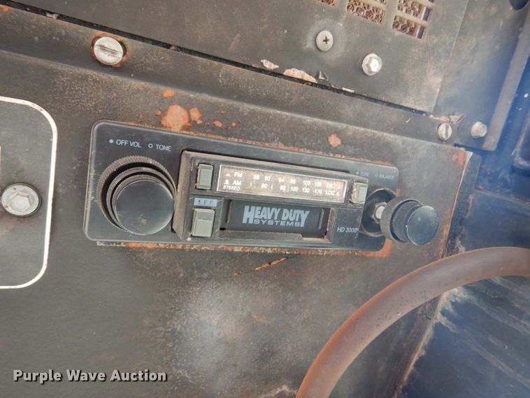 image for item GH9675 1980 Versatile 150 Series II 4WD bi-directional tractor