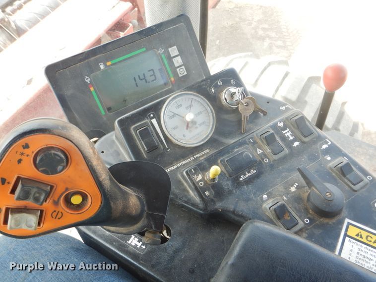 image for item GH9686 1998 Case IH 8870 windrower