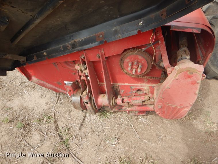 image for item GH9686 1998 Case IH 8870 windrower
