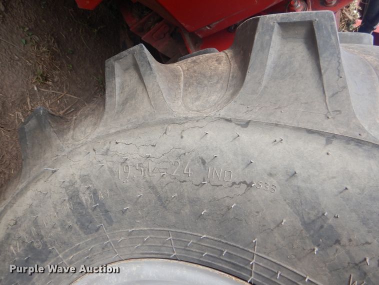 image for item GH9686 1998 Case IH 8870 windrower