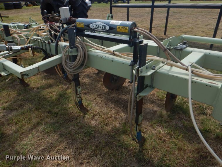 image for item GH9693 Hiebners Welding anhydrous ammonia knife applicator