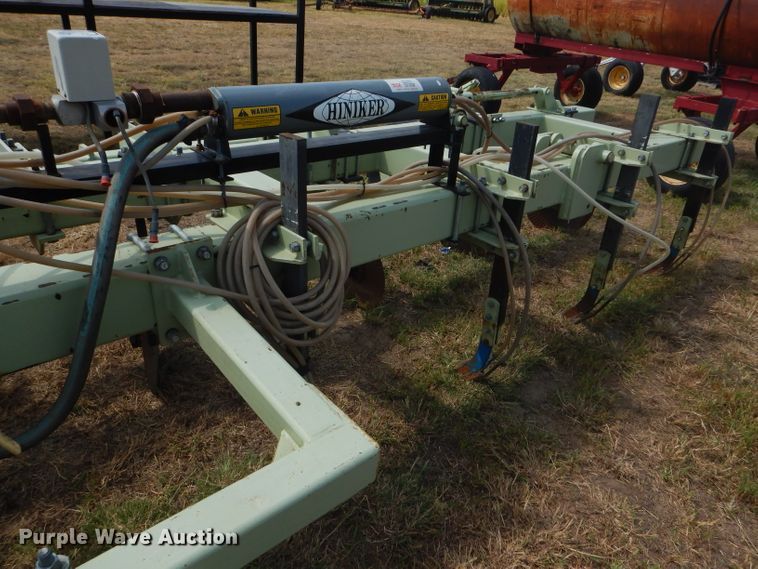 image for item GH9693 Hiebners Welding anhydrous ammonia knife applicator