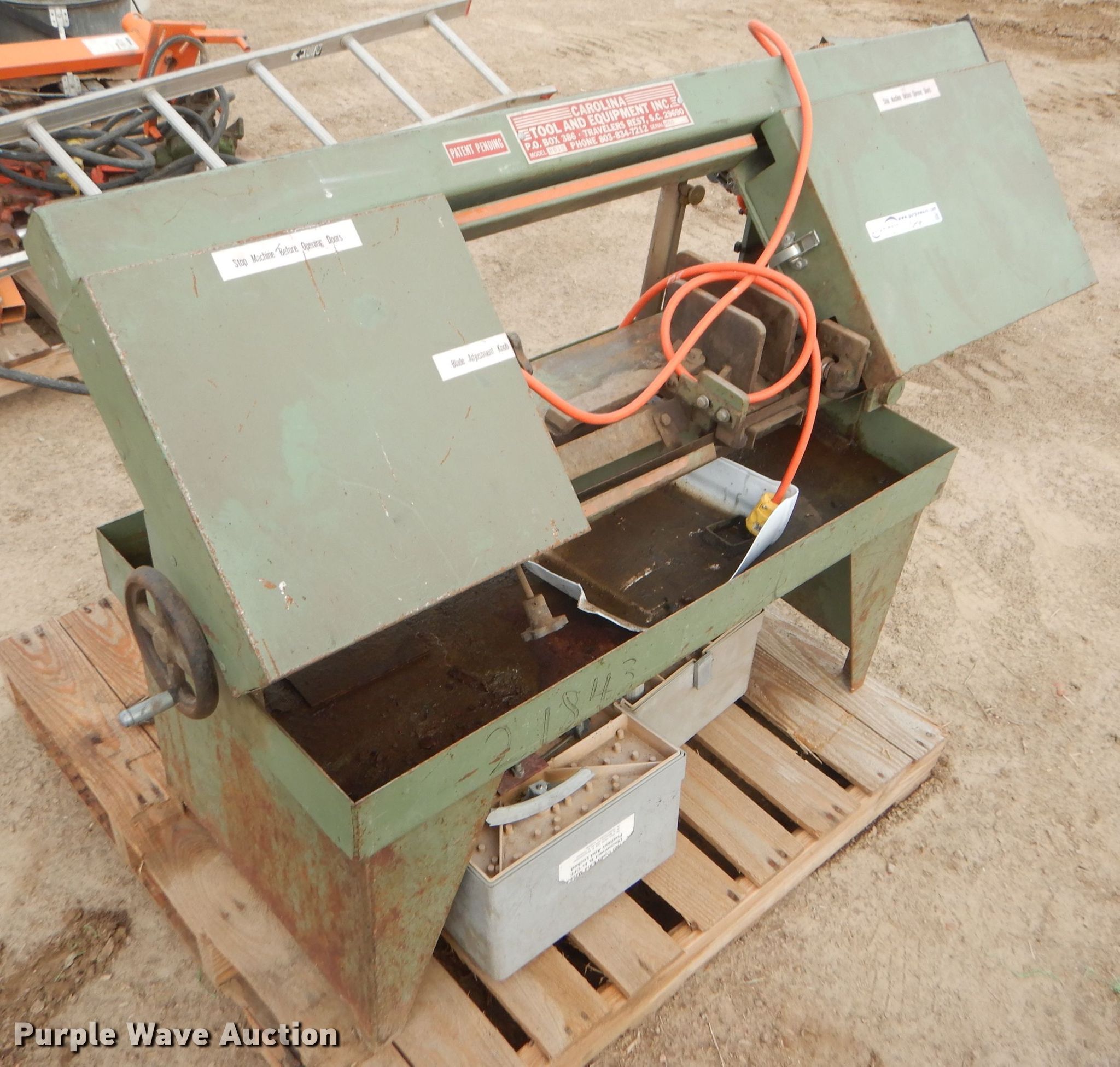 Carolina Tool and Equipment HD10 bandsaw in Plainville, KS Item GH9615 sold Purple Wave