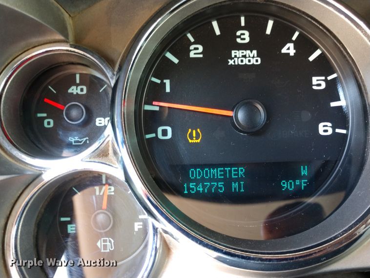 image for item DE6844 2009 GMC Sierra 2500HD Ext. Cab pickup truck