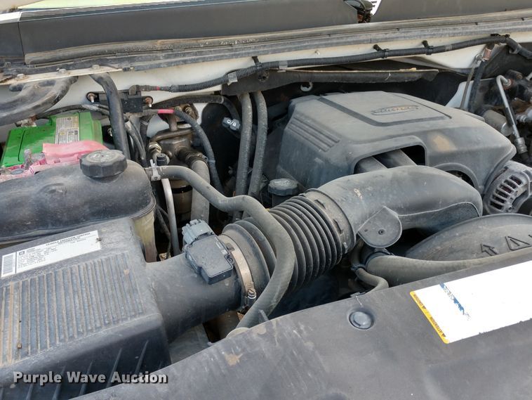 image for item DE6844 2009 GMC Sierra 2500HD Ext. Cab pickup truck