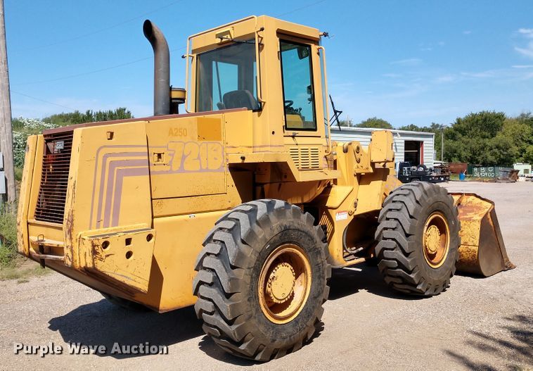 image for item DE6848 1994 Case 721B wheel loader