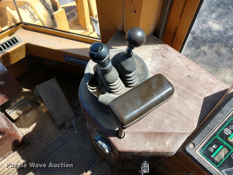 image for item DE6848 1994 Case 721B wheel loader