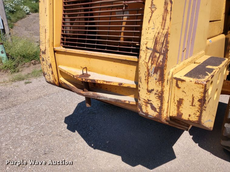 image for item DE6848 1994 Case 721B wheel loader