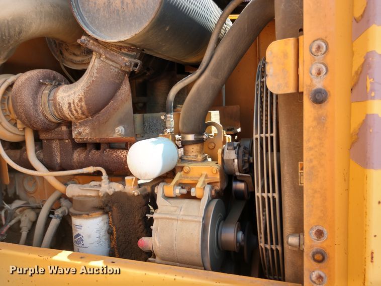 image for item DE6848 1994 Case 721B wheel loader