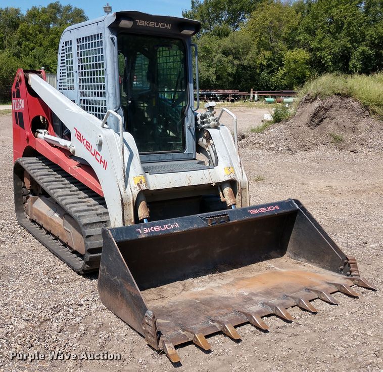 2010 Takeuchi TL250 skid steer in Towanda, KS Item DE6849 sold