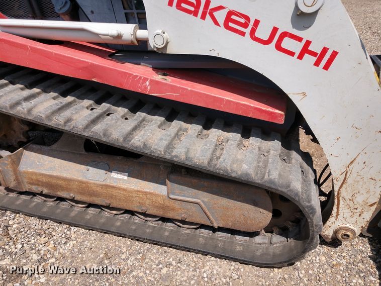image for item DE6849 2010 Takeuchi TL250 skid steer