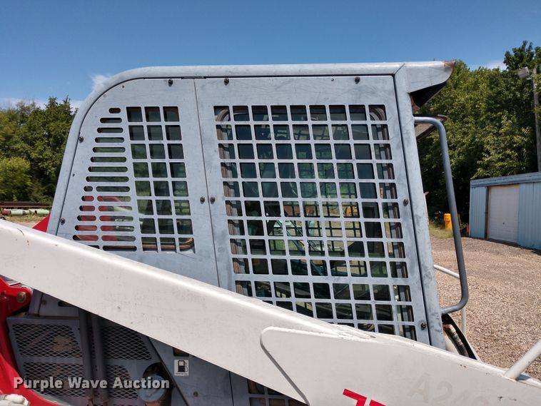 image for item DE6849 2010 Takeuchi TL250 skid steer