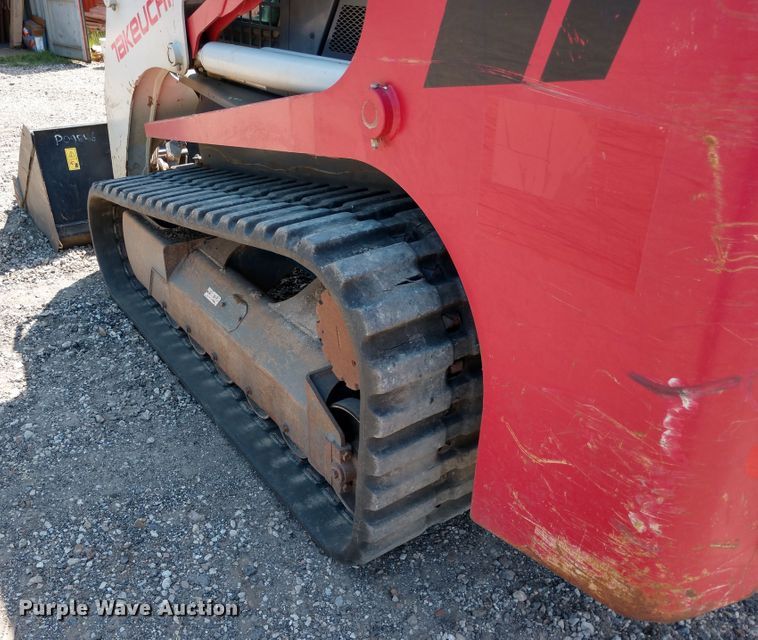 image for item DE6849 2010 Takeuchi TL250 skid steer
