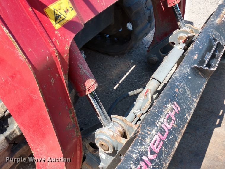 image for item DE6850 2016 Takeuchi TL-12 skid steer