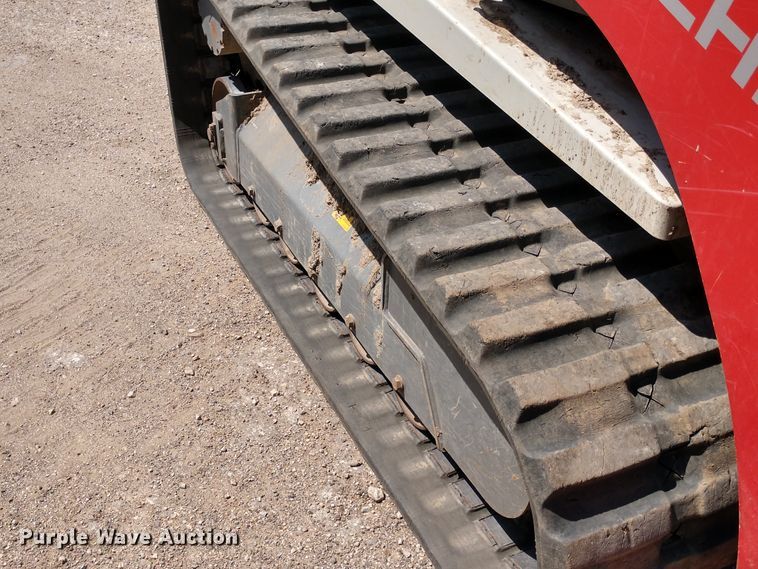 image for item DE6850 2016 Takeuchi TL-12 skid steer
