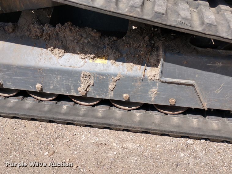 image for item DE6850 2016 Takeuchi TL-12 skid steer