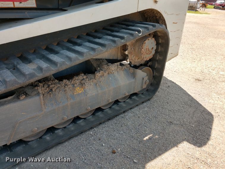 image for item DE6850 2016 Takeuchi TL-12 skid steer