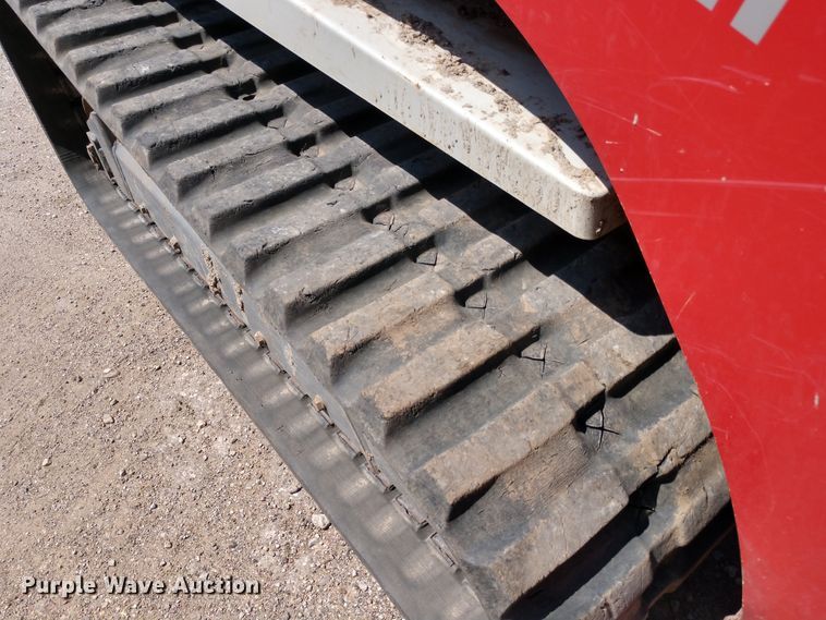 image for item DE6850 2016 Takeuchi TL-12 skid steer