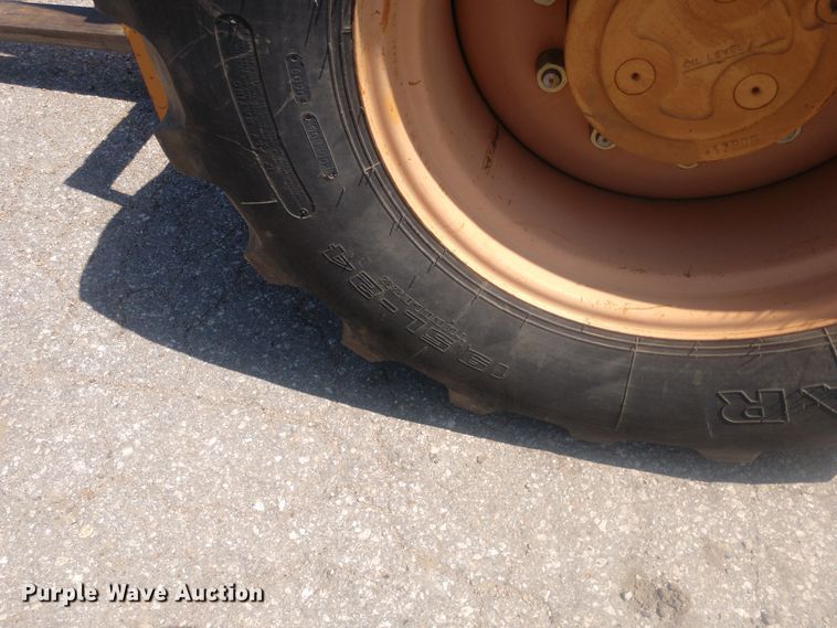 image for item DE6851 Case 586G Series 3 forklift