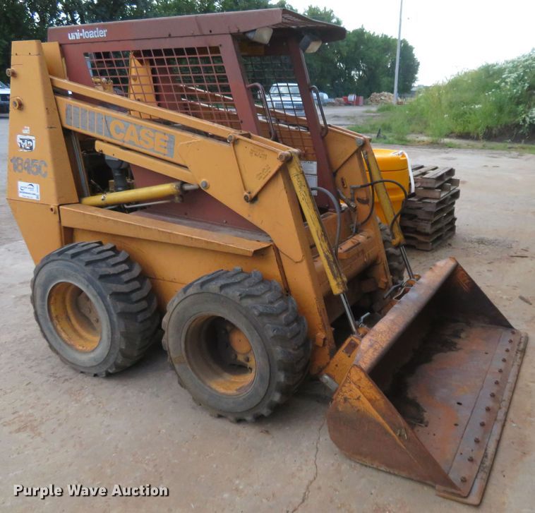 image for item DE6852 1991 Case 1845C skid steer