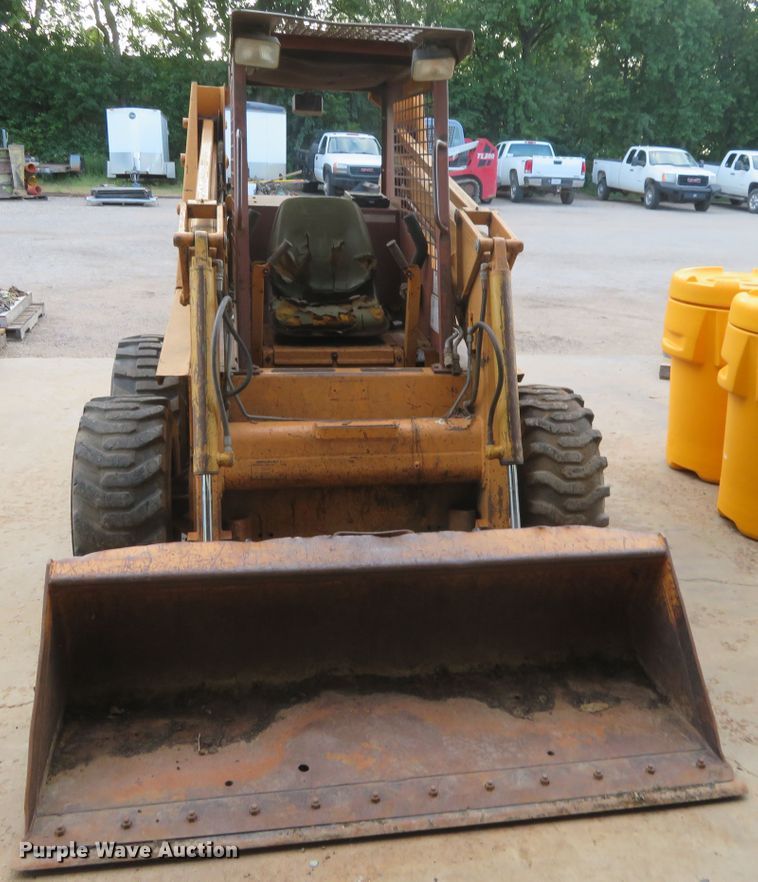 image for item DE6852 1991 Case 1845C skid steer