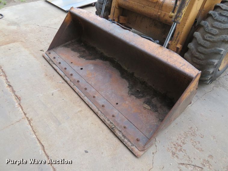 image for item DE6852 1991 Case 1845C skid steer