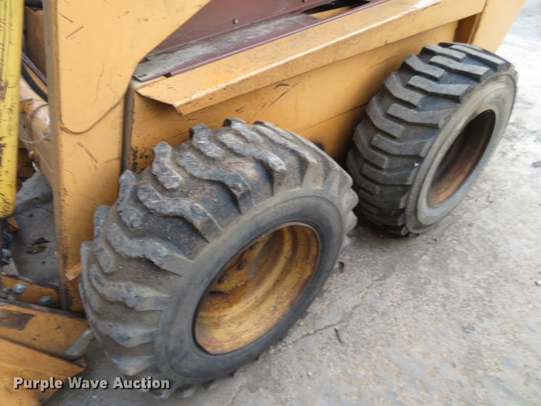 image for item DE6852 1991 Case 1845C skid steer
