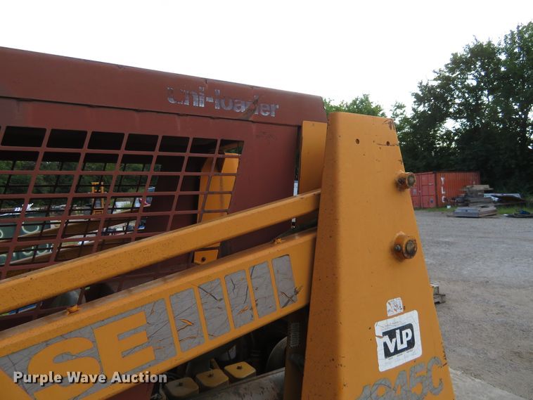 image for item DE6852 1991 Case 1845C skid steer