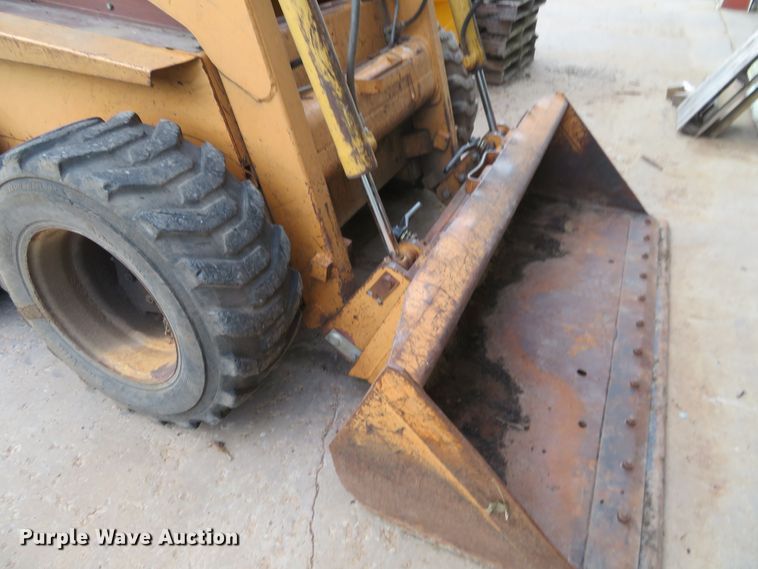 image for item DE6852 1991 Case 1845C skid steer