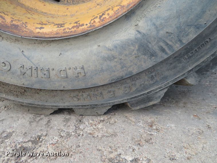 image for item DE6852 1991 Case 1845C skid steer